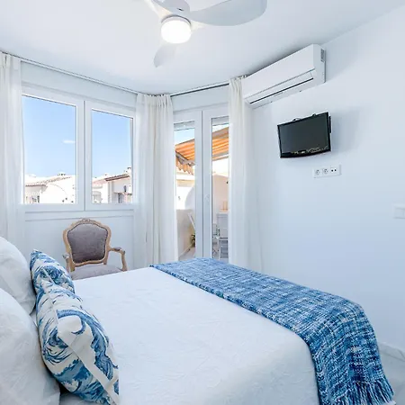 Puerto Marina Sea View - 1 Minuto De La Playa Vista Al Mar Lägenhet